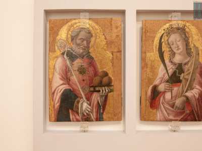 Provenienti da chiese di Altamura, Andria e Surbo raffigurano vari santi tra cui distinguiamo San Nicola che regge il libro con le tre sfere